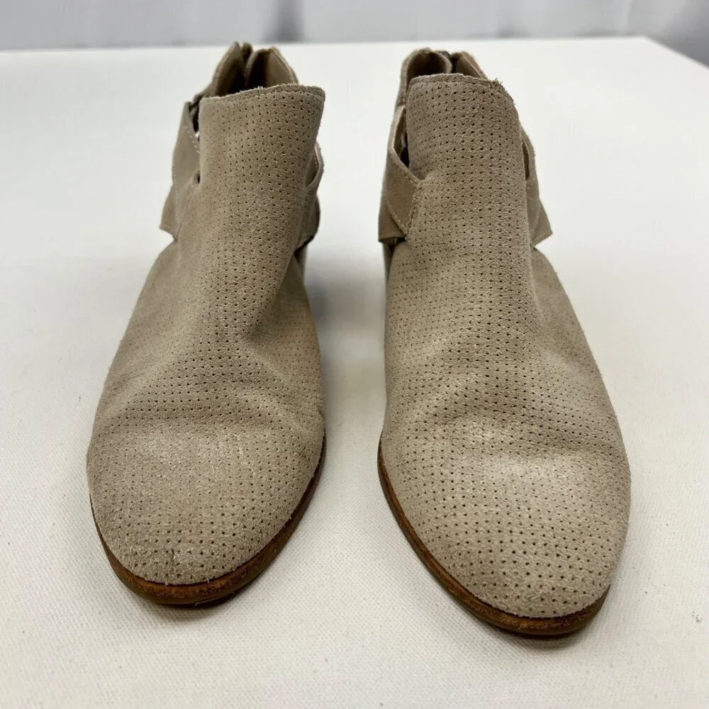 Dolce Vita Women’s Ankle Boots Heeled Beige Size 8.5 Zip